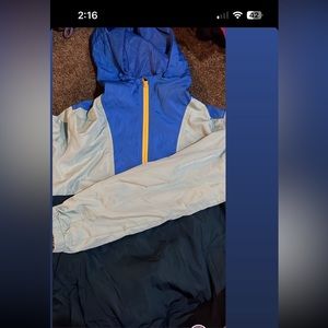 windbreaker